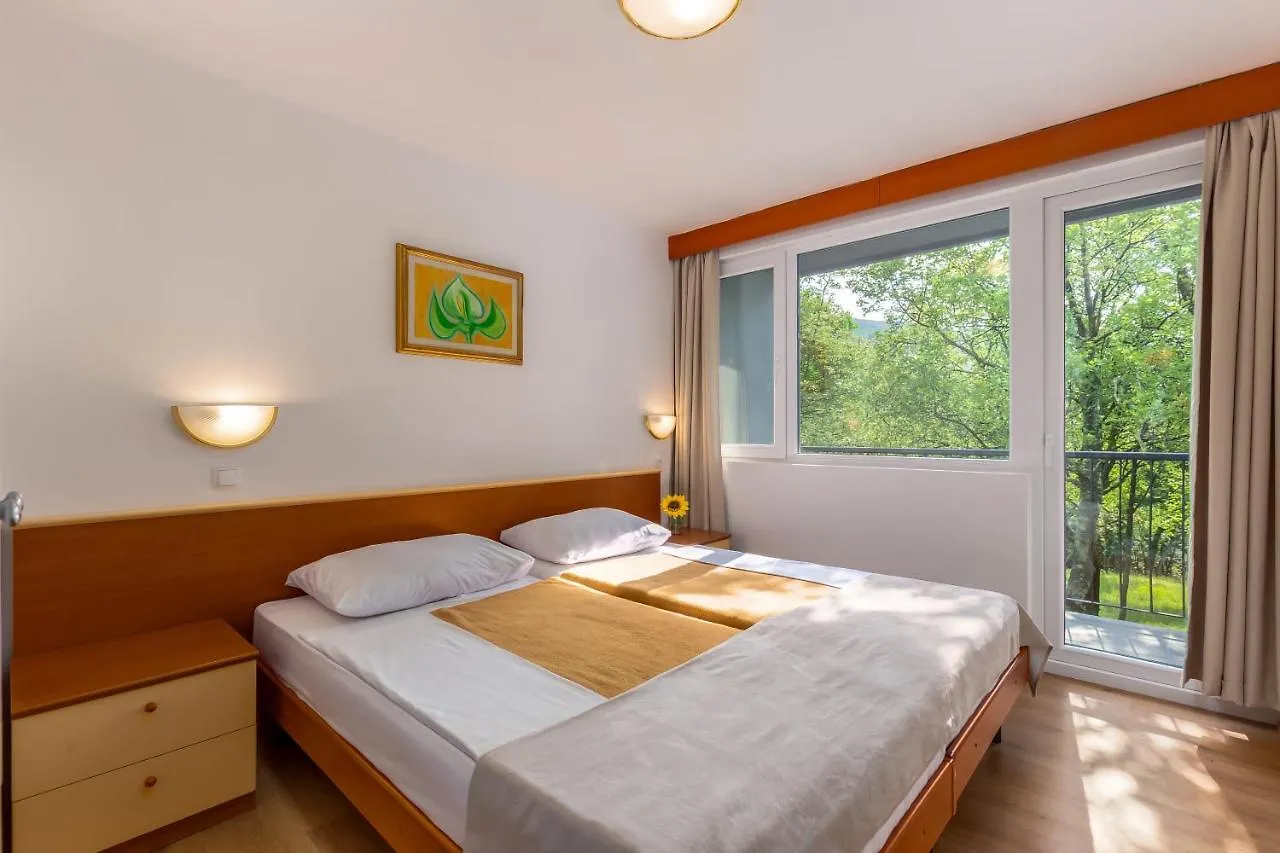 Holiday Resort Kacjak Dramalj 2*,  Hırvatistan