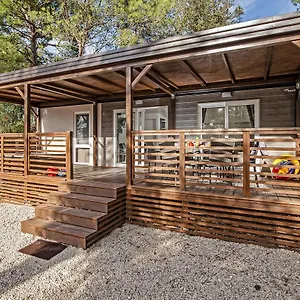 Eurocamp Mobile Homes At Porton Biondi Rovinj