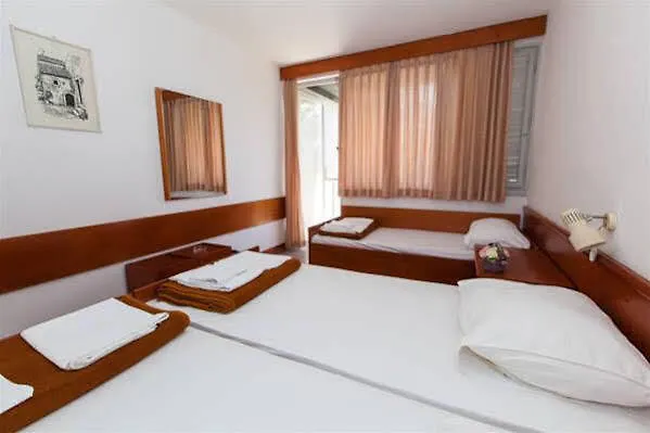Holiday Resort Kacjak Dramalj 2*,  Croacia